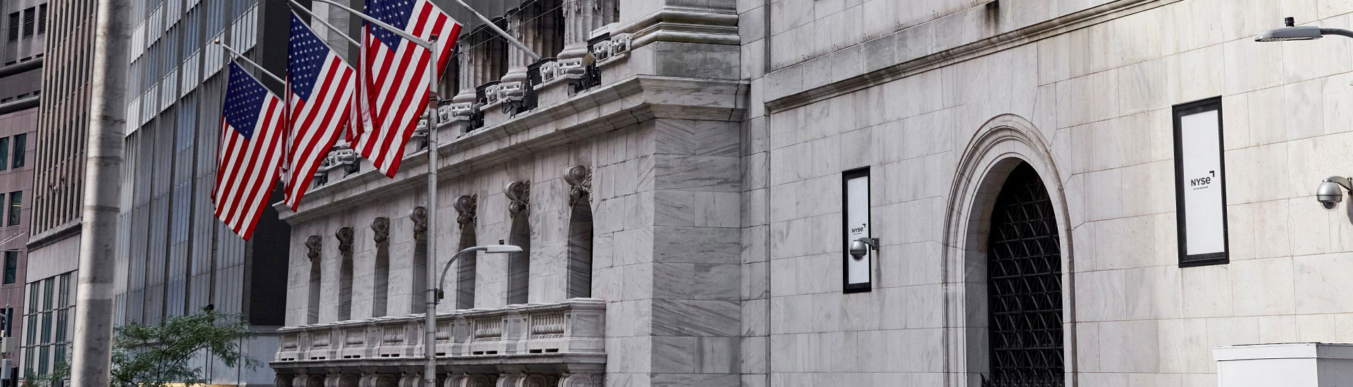 NYSE Facade pillars